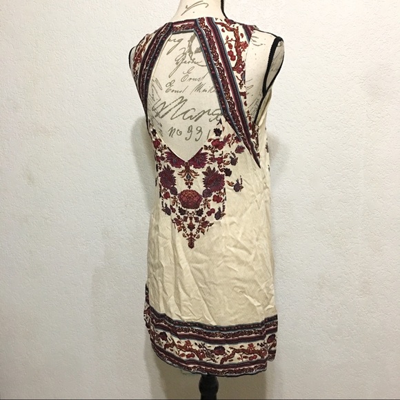 Ecote Sleeveless Shift Dress Floral Pattern Medium - Picture 5 of 8